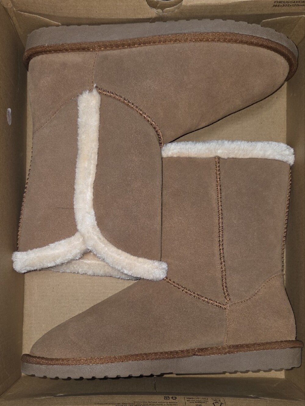 Ugg Tan Boots - Picture 2 of 8